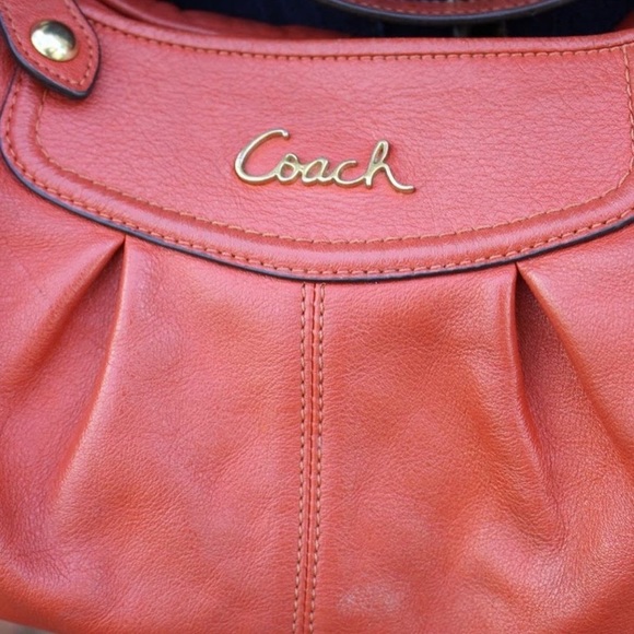 Coach purse - Picture 3 of 4